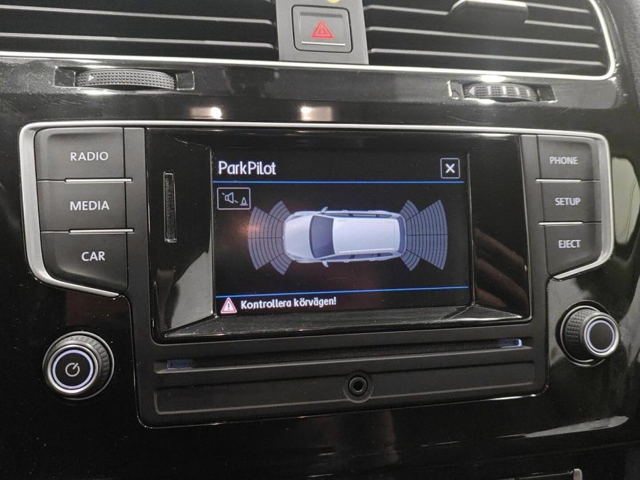 VOLKSWAGEN Golf 2017