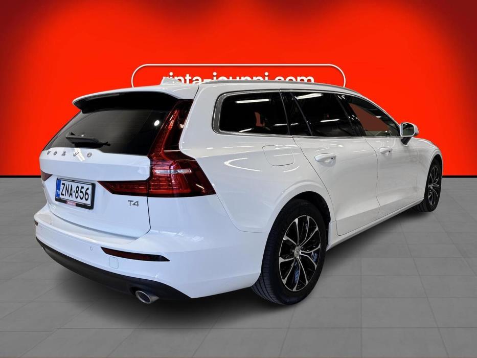 VOLVO V60 2020