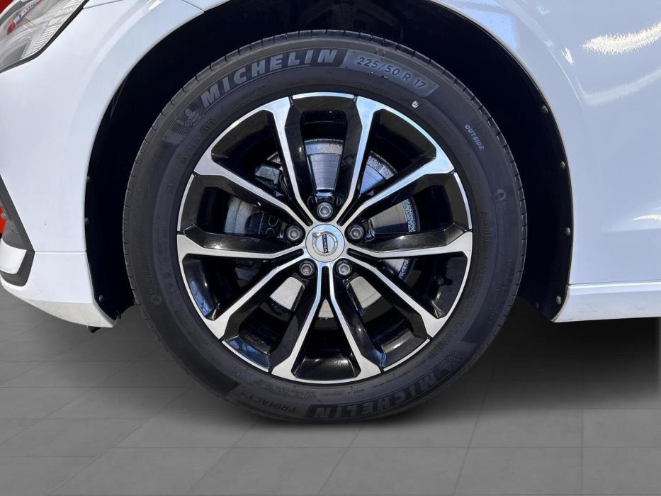 VOLVO V60 2020