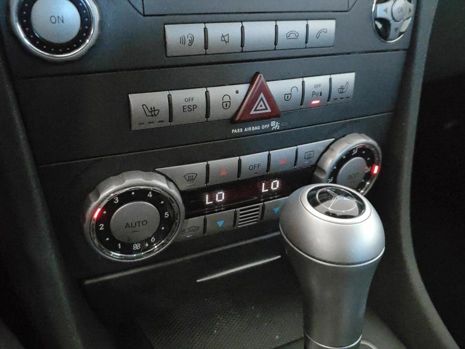 MERCEDES-BENZ SLK 2004