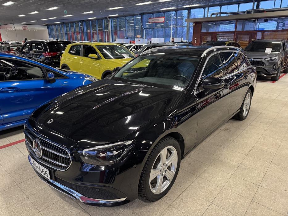 MERCEDES-BENZ E 2021