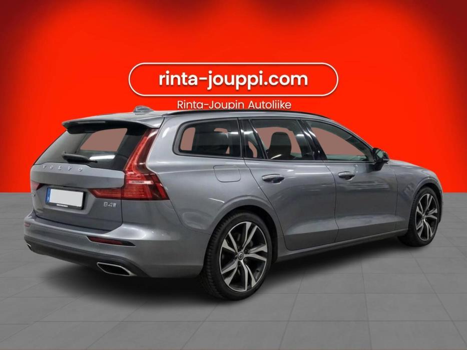 VOLVO V60 2020