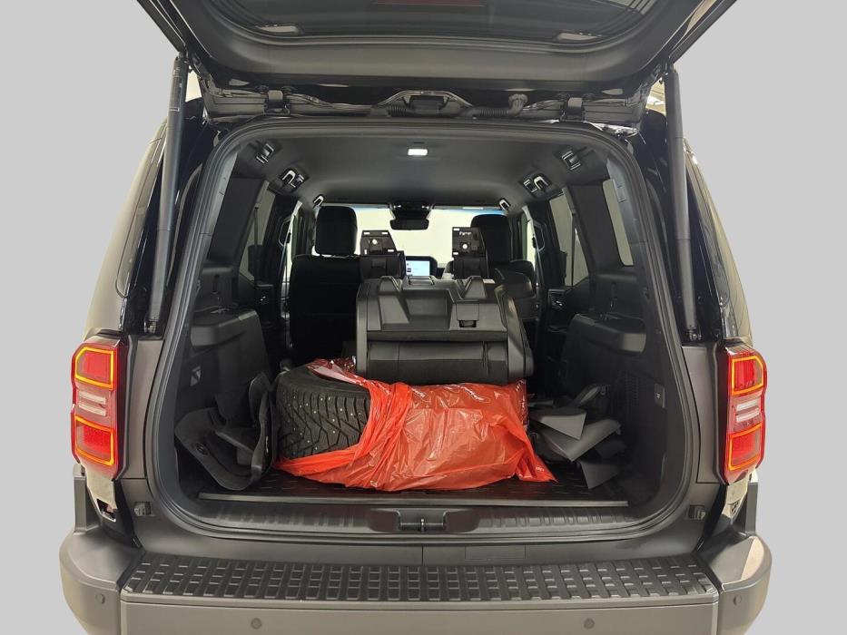TOYOTA LAND CRUISER 2024