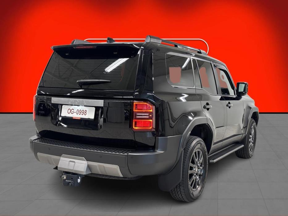 TOYOTA LAND CRUISER 2024