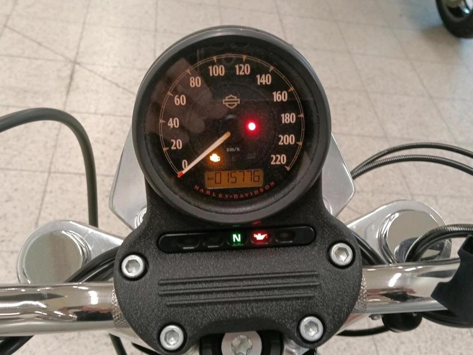 HARLEY-DAVIDSON SPORTSTER 2015
