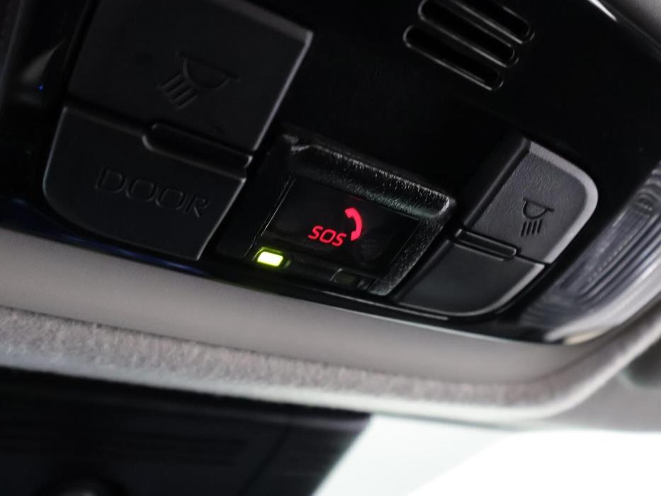 TOYOTA YARIS CROSS 2025