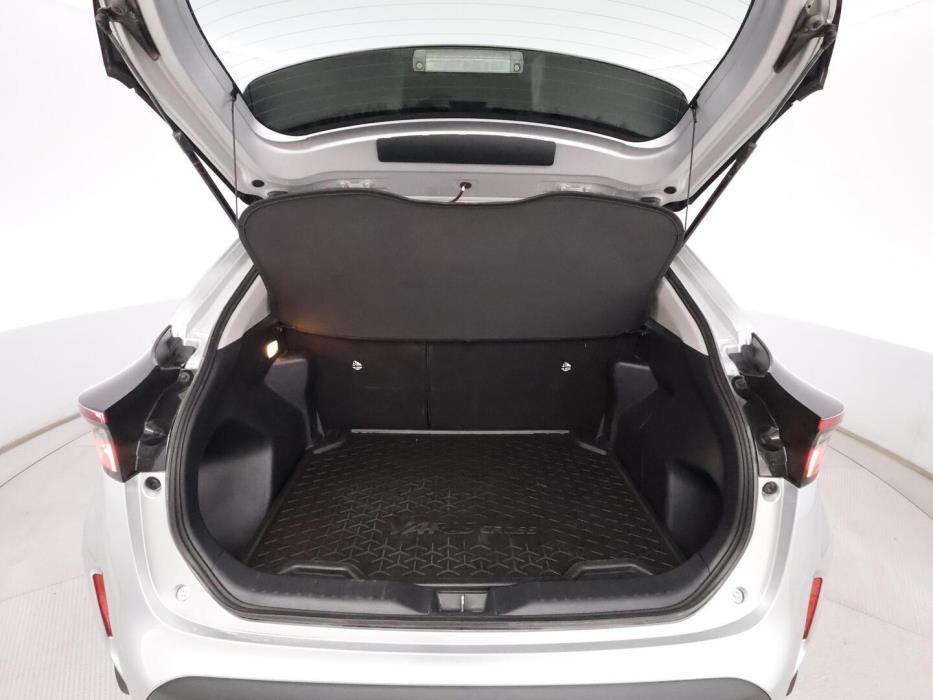 TOYOTA YARIS CROSS 2025