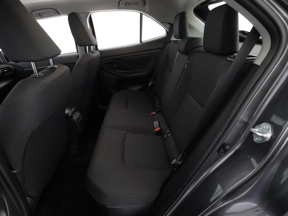 TOYOTA YARIS CROSS 2025
