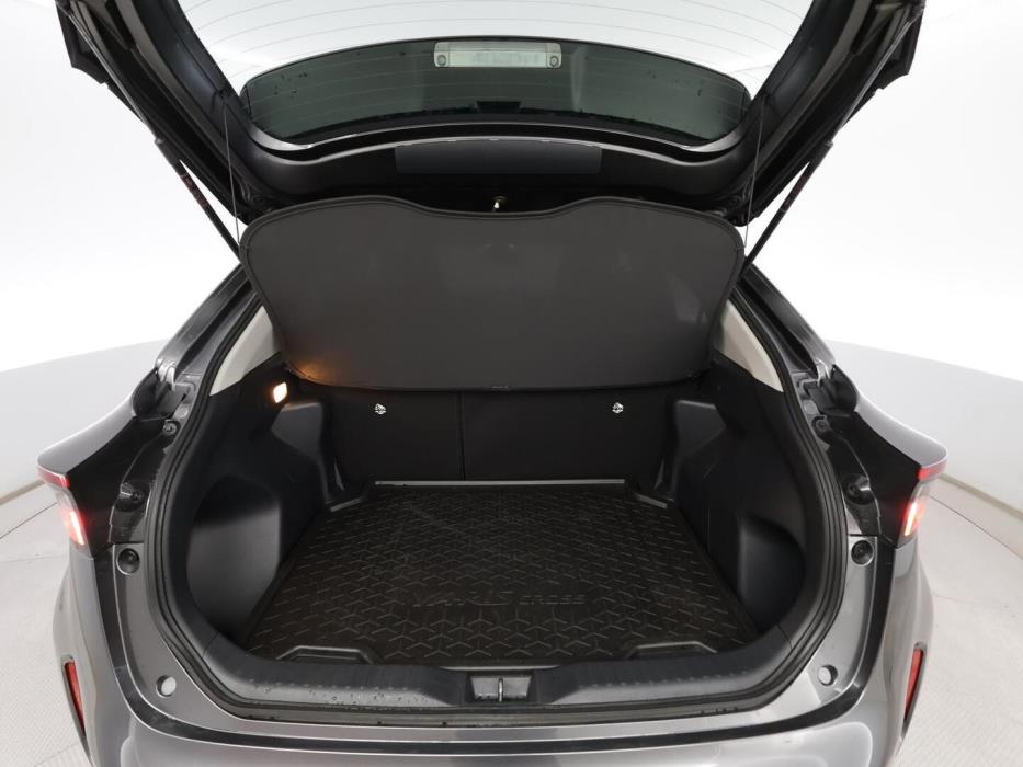 TOYOTA YARIS CROSS 2025