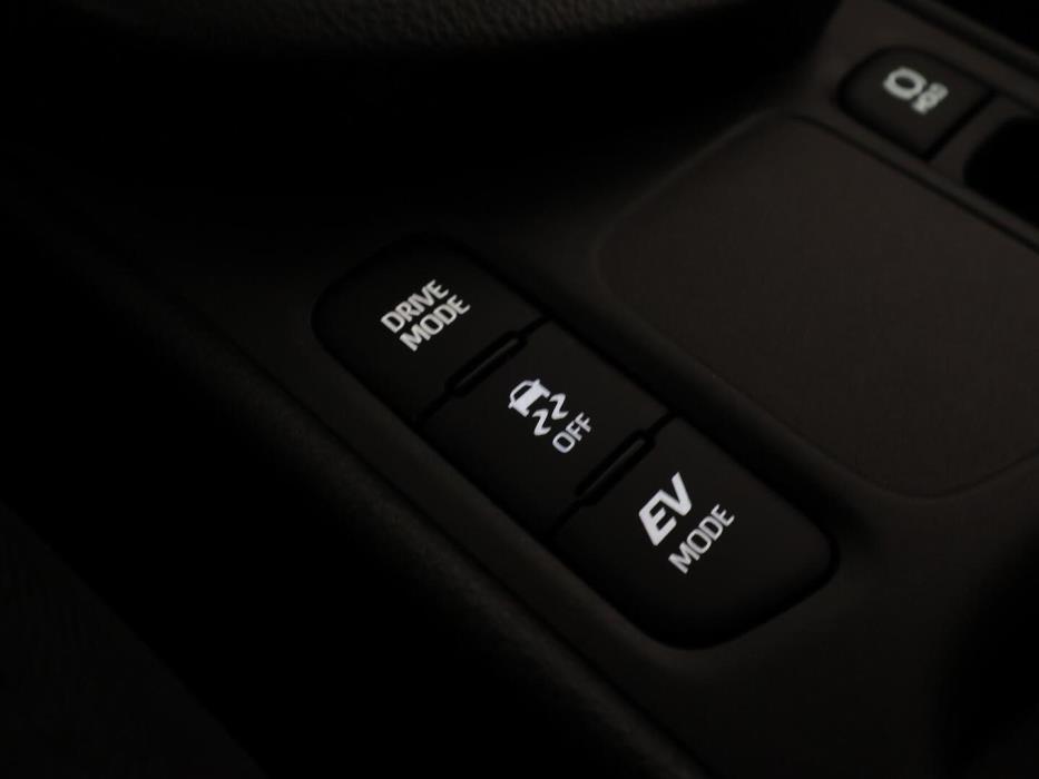 TOYOTA YARIS CROSS 2025
