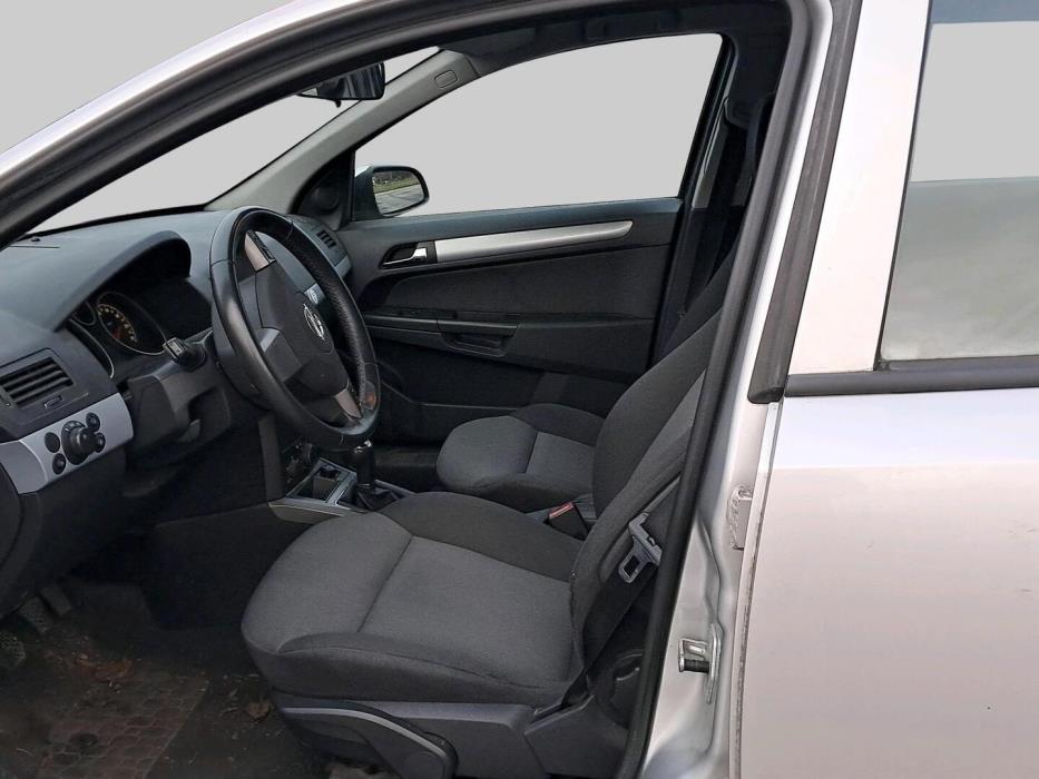OPEL Astra 2006