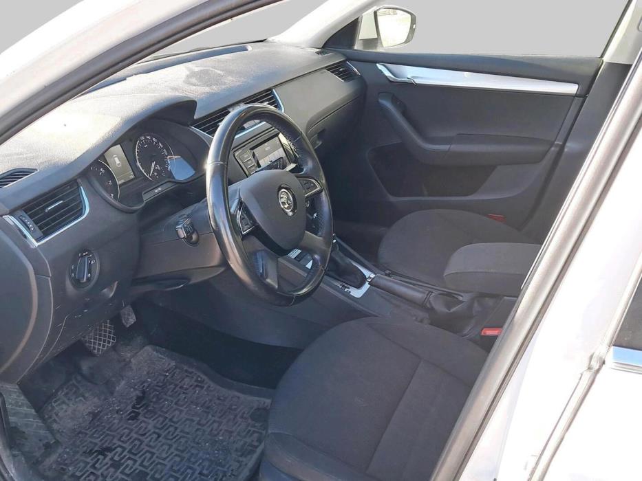SKODA Octavia 2014