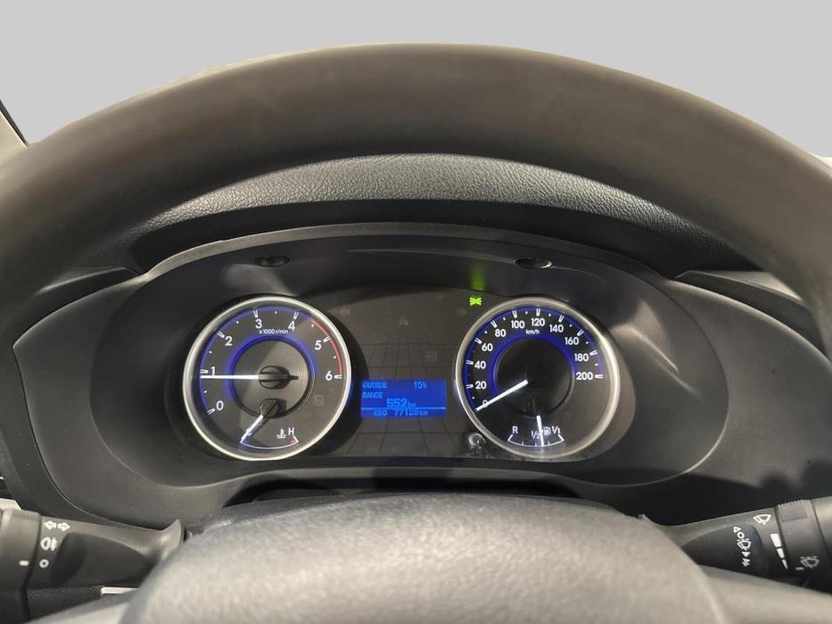 TOYOTA Hilux 2019