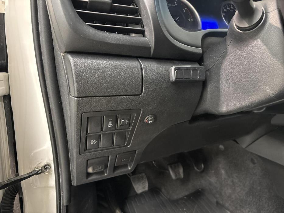 TOYOTA Hilux 2019