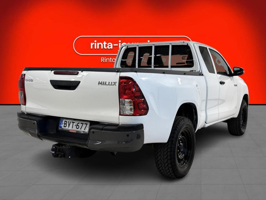 TOYOTA Hilux 2019
