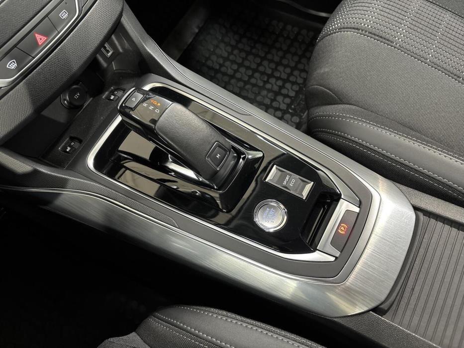 PEUGEOT 308 2019
