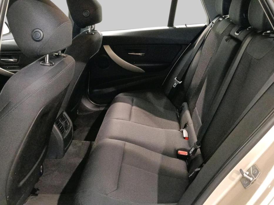 BMW 316 2013