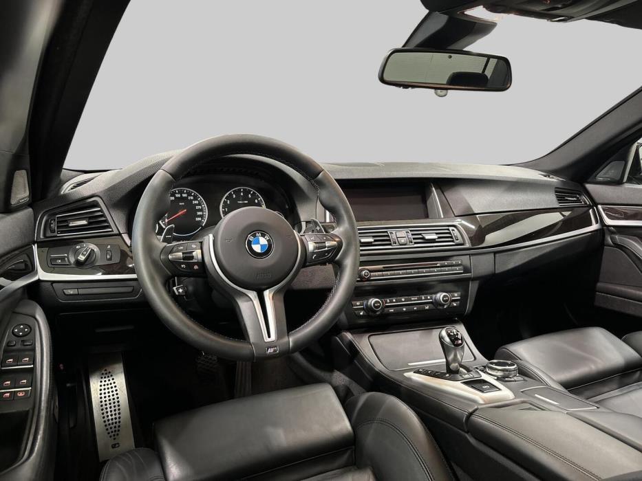 BMW M5 2014
