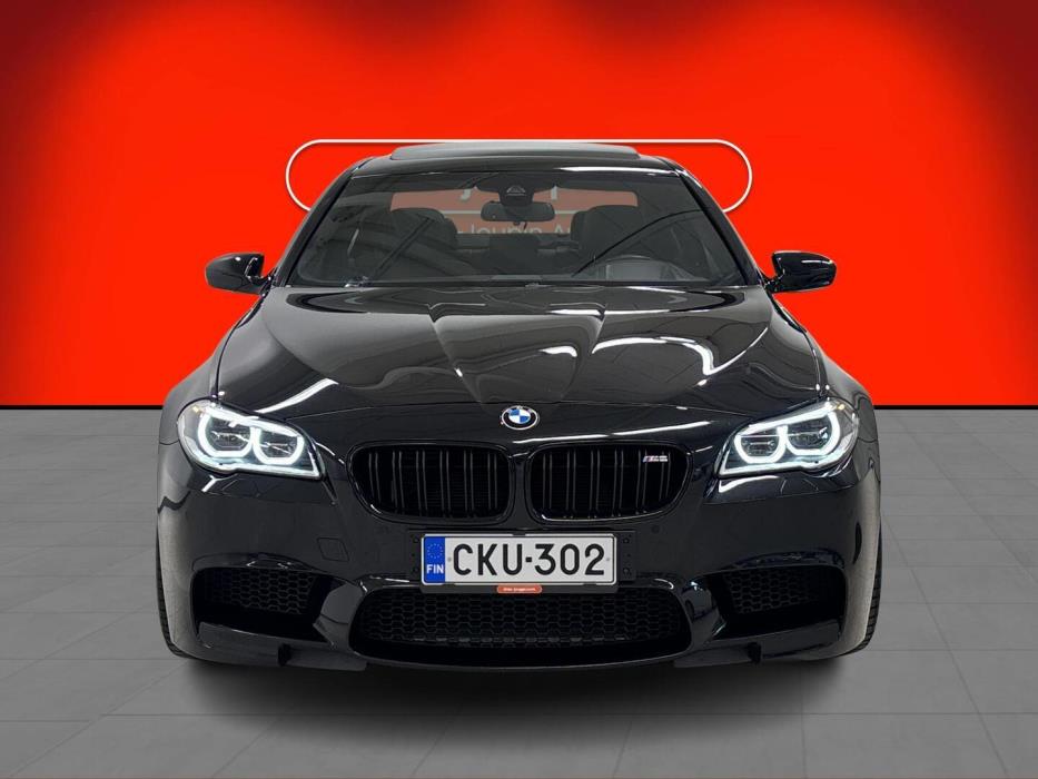 BMW M5 2014