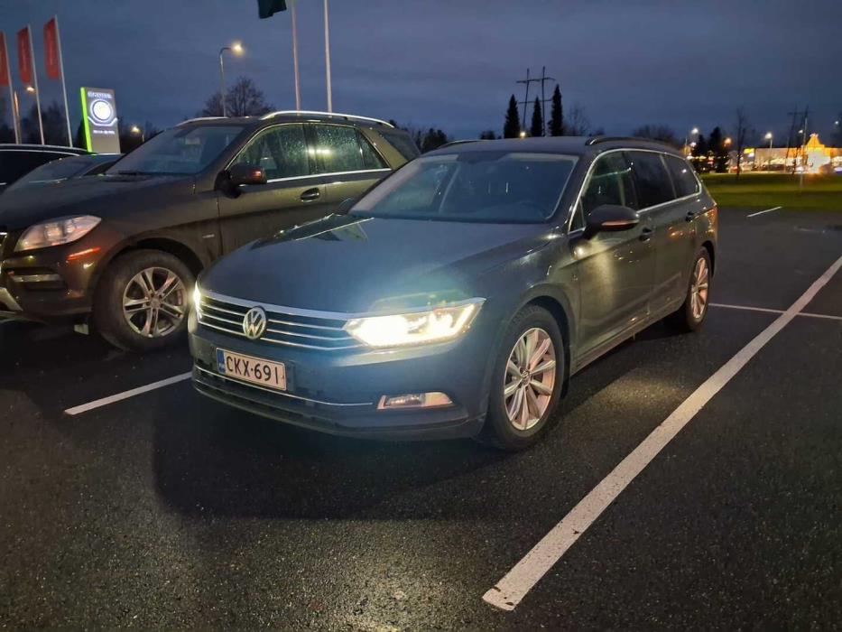 VOLKSWAGEN Passat 2017