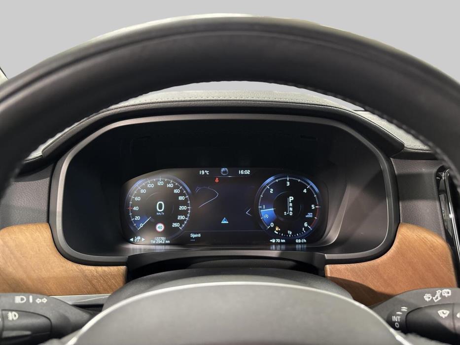 VOLVO V90 2020