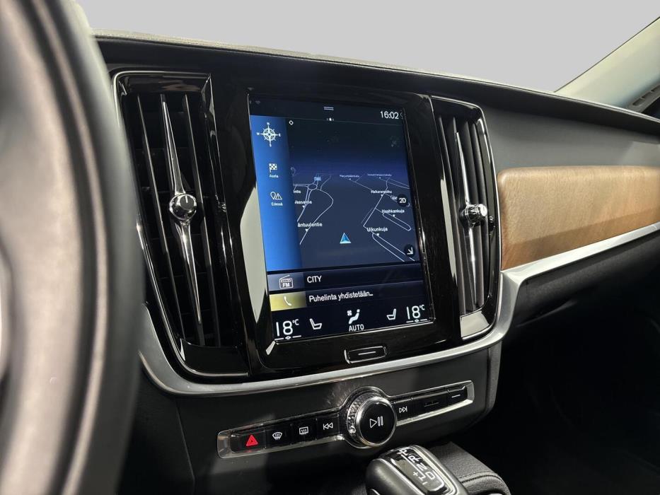 VOLVO V90 2020