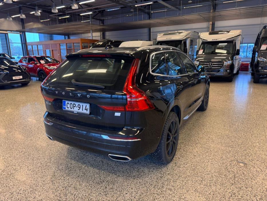 VOLVO XC60 2021