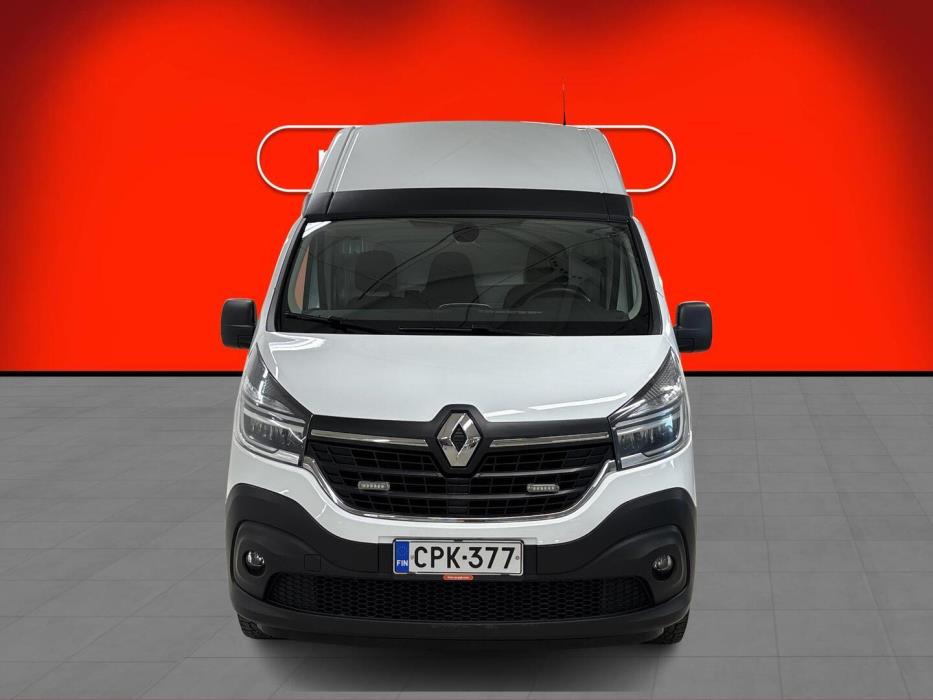 RENAULT TRAFIC 2021