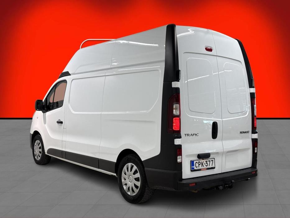 RENAULT TRAFIC 2021