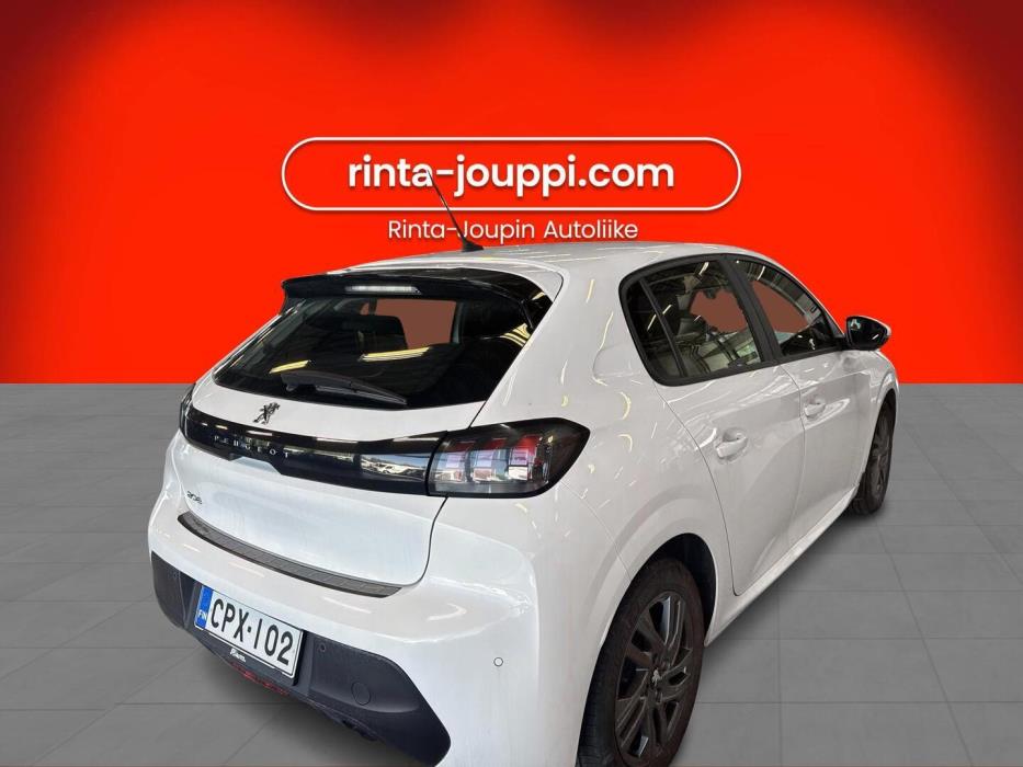 PEUGEOT 208 2021