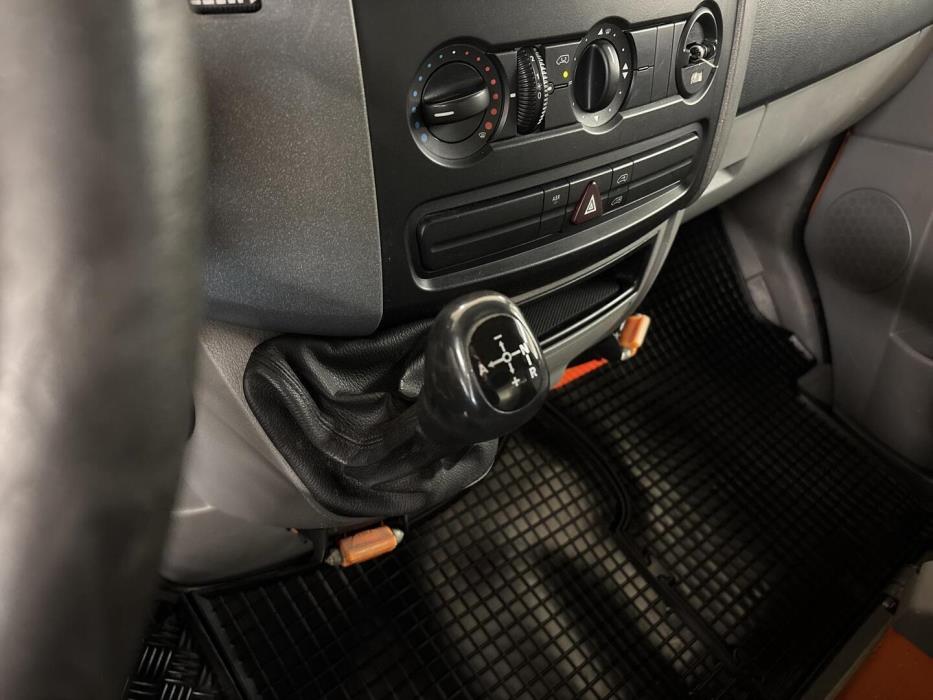 VOLKSWAGEN Crafter 2010