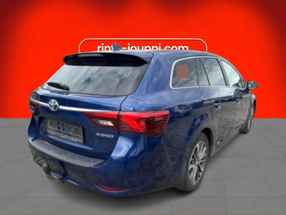 TOYOTA AVENSIS 2017
