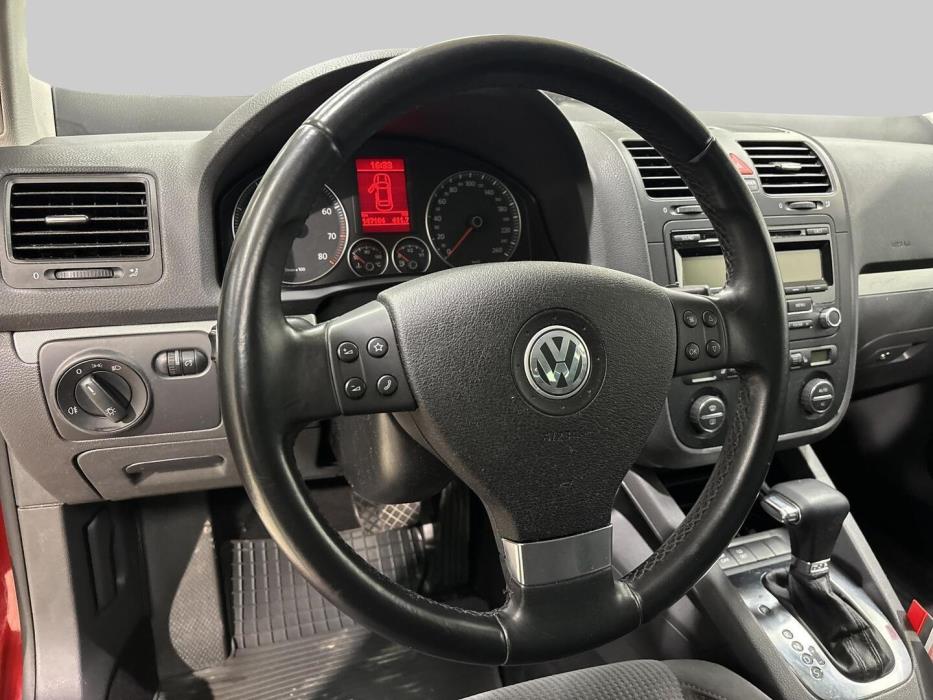VOLKSWAGEN Jetta 2009