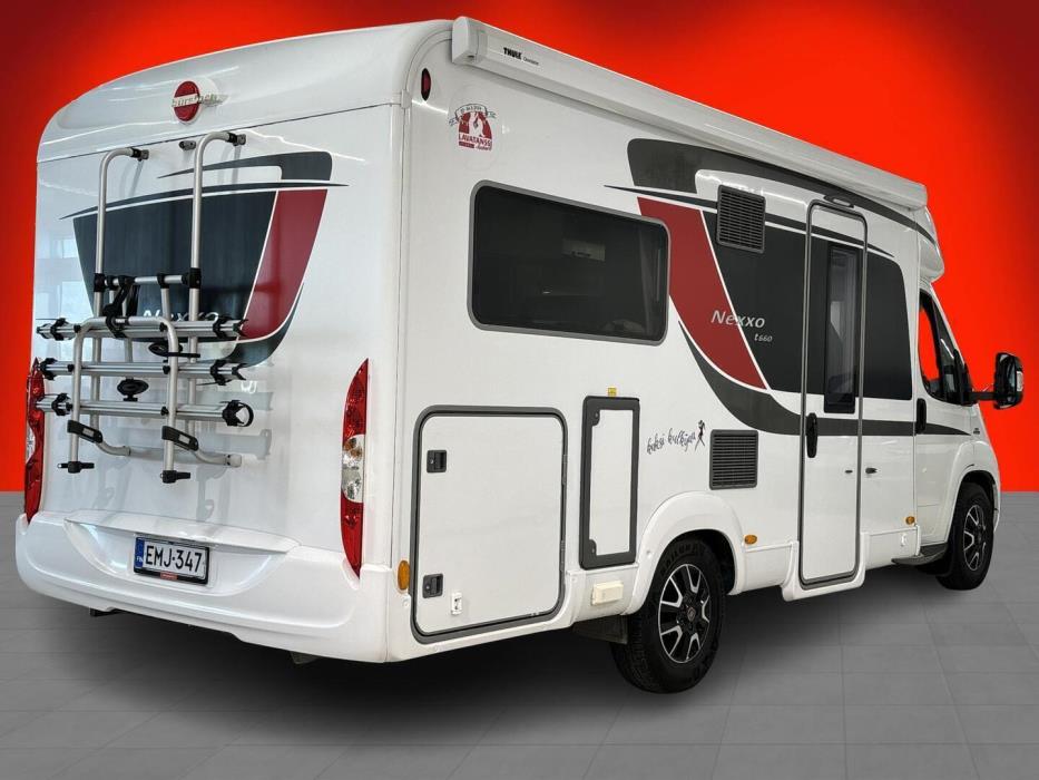 BÜRSTNER Nexxo BT 660 2015