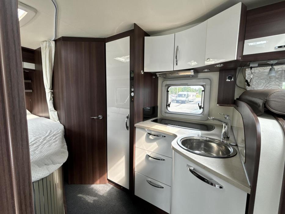 BÜRSTNER Nexxo BT 660 2015