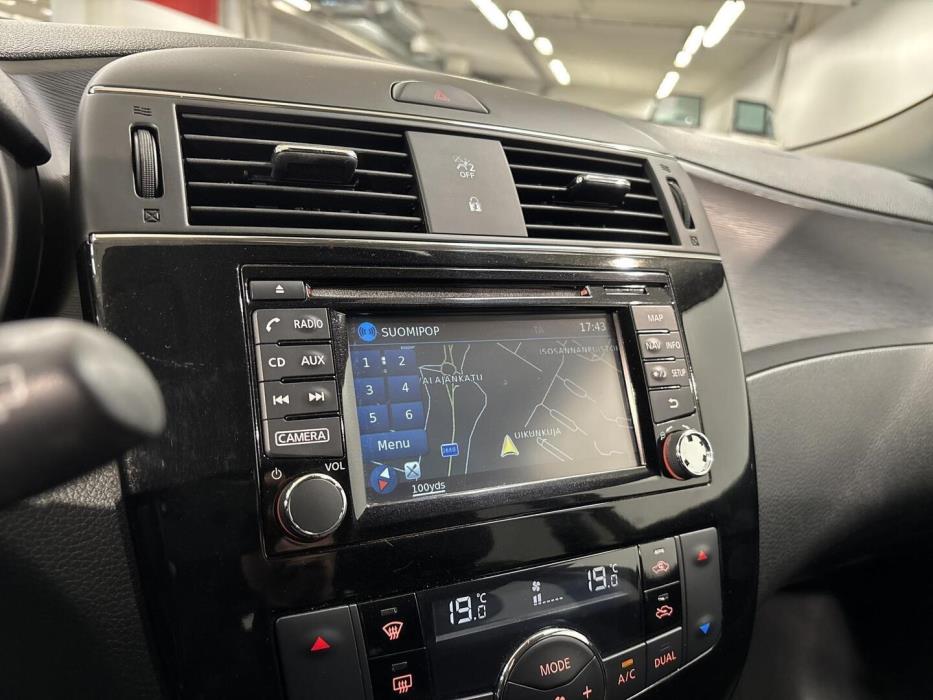 NISSAN Pulsar 2015