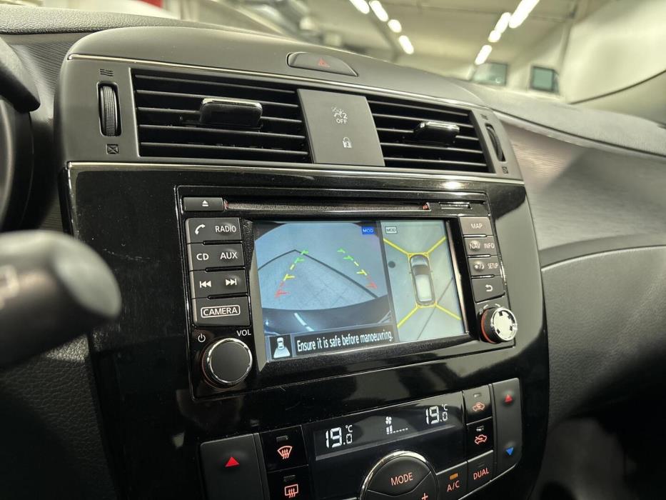 NISSAN Pulsar 2015