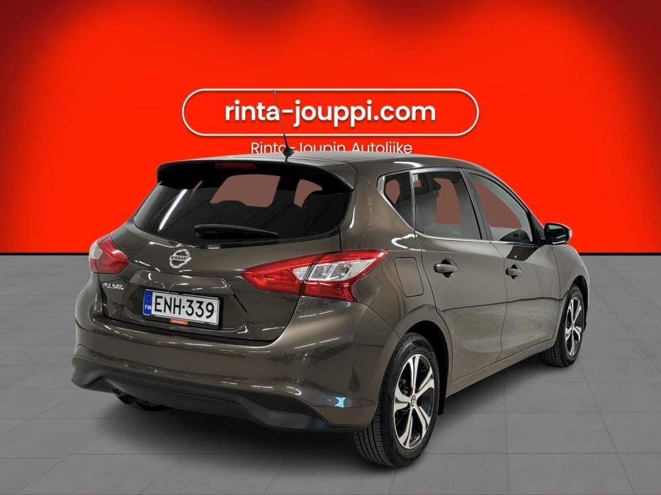 NISSAN Pulsar 2015