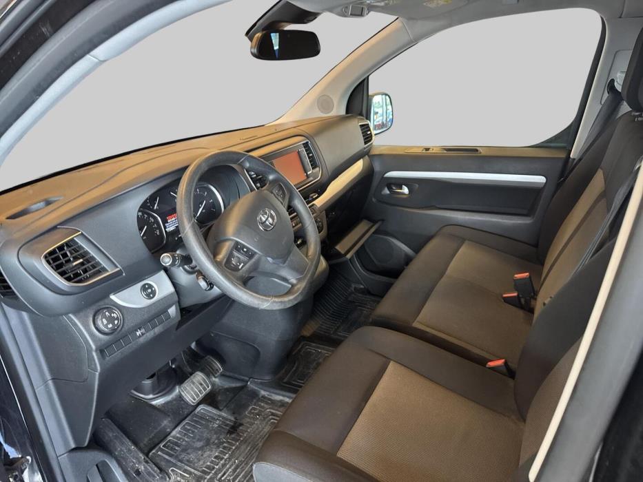 TOYOTA Proace Verso 2017