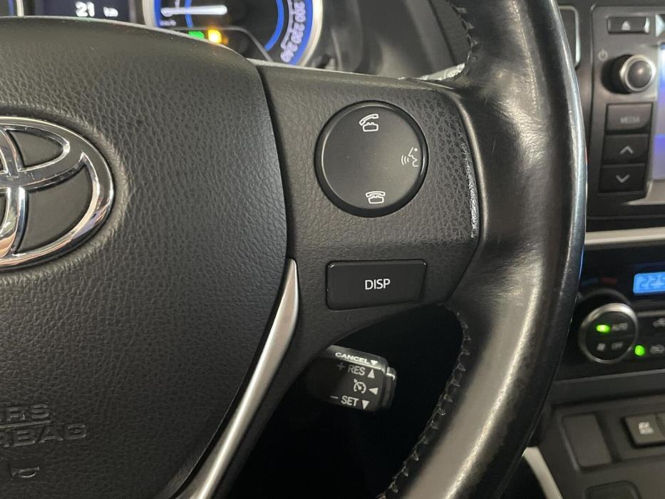 TOYOTA Auris 2014