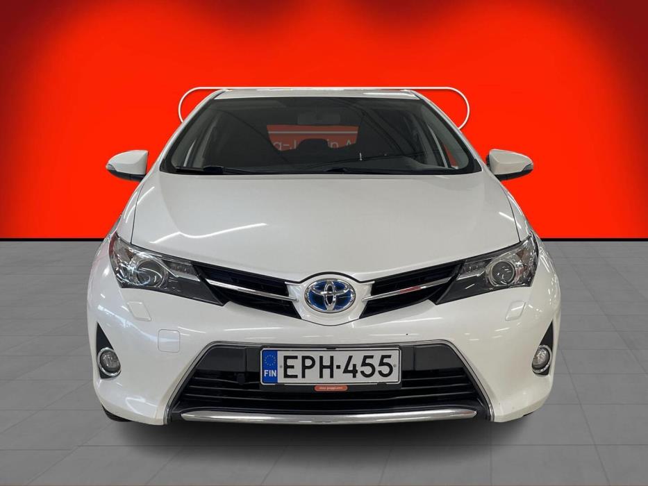 TOYOTA Auris 2014