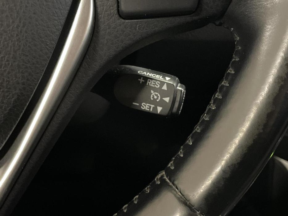 TOYOTA Auris 2014