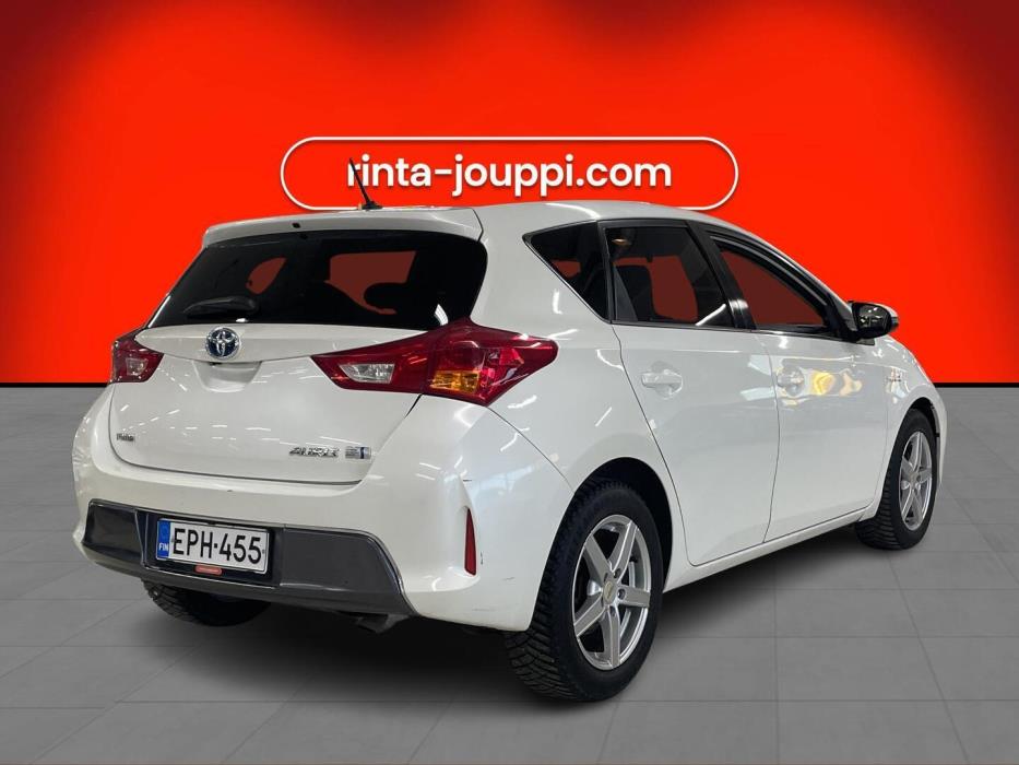 TOYOTA Auris 2014