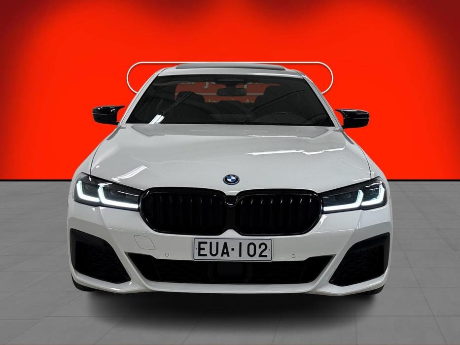 BMW 545 2022