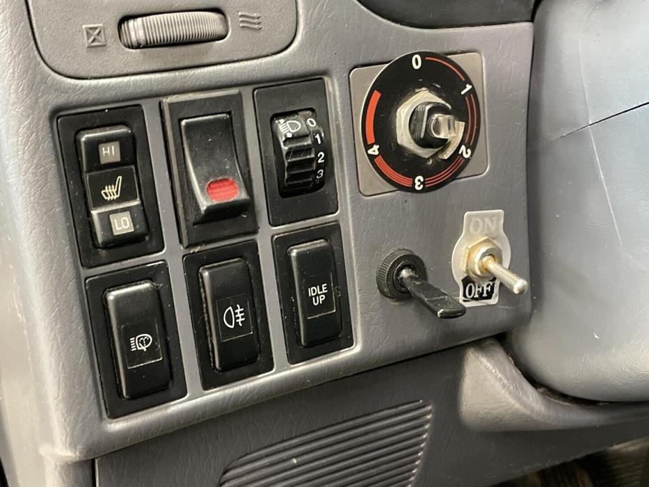 TOYOTA Hiace 2001