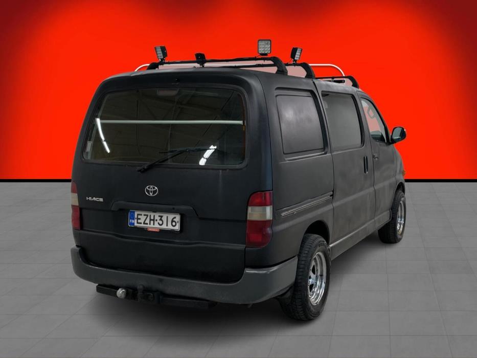 TOYOTA Hiace 2001