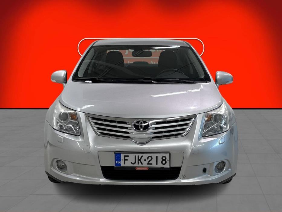 TOYOTA Avensis 2009