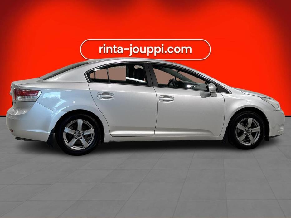 TOYOTA Avensis 2009