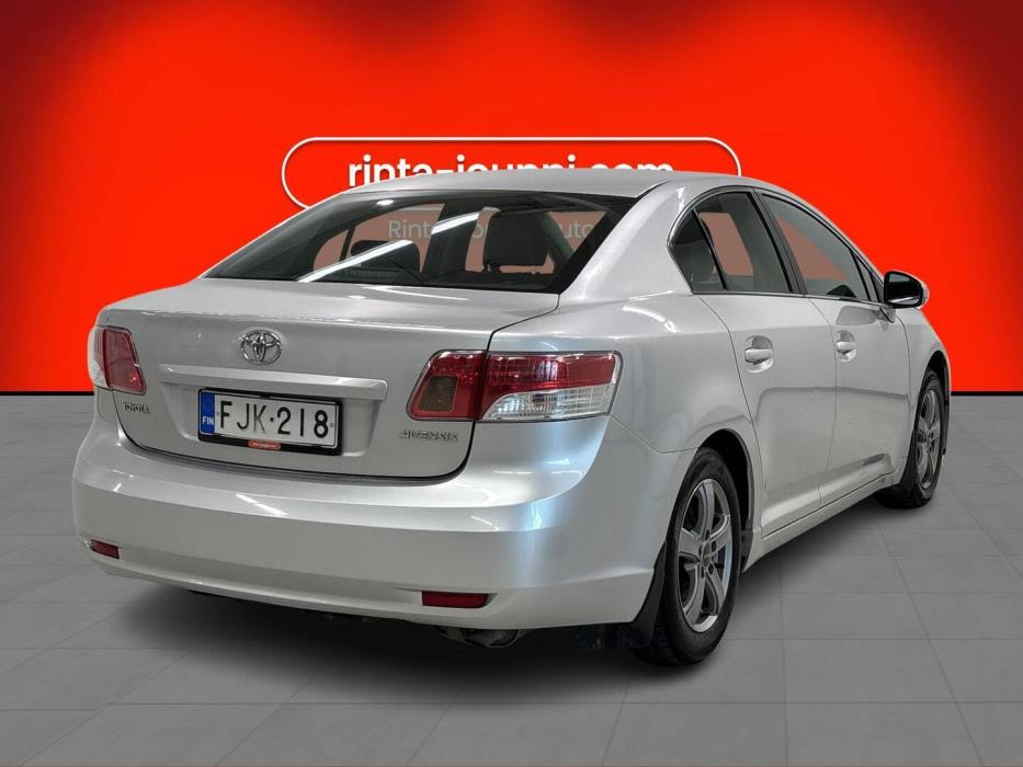 TOYOTA Avensis 2009