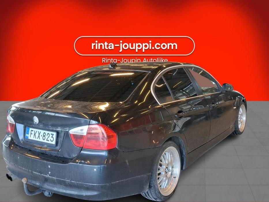 BMW 330 2006